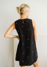 Load image into Gallery viewer, Black Shift Dress With Embroidered Flowers
