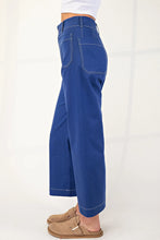Load image into Gallery viewer, Stitched Cropped Pants
