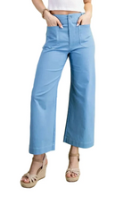 Load image into Gallery viewer, Stitched Cropped Pants
