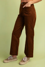 Load image into Gallery viewer, Cropped Corduroy Pants
