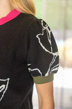 Load image into Gallery viewer, Black Flower Motif Sweater
