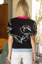 Load image into Gallery viewer, Black Flower Motif Sweater
