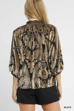 Load image into Gallery viewer, Damask Print Velvet Top

