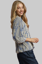 Load image into Gallery viewer, Damask Print Velvet Top
