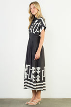 Load image into Gallery viewer, Black Print Button Up Dress
