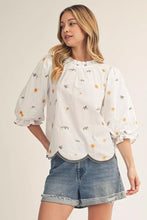 Load image into Gallery viewer, Off White Embroidered Top
