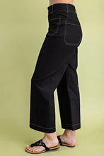 Load image into Gallery viewer, Black Cropped Pants
