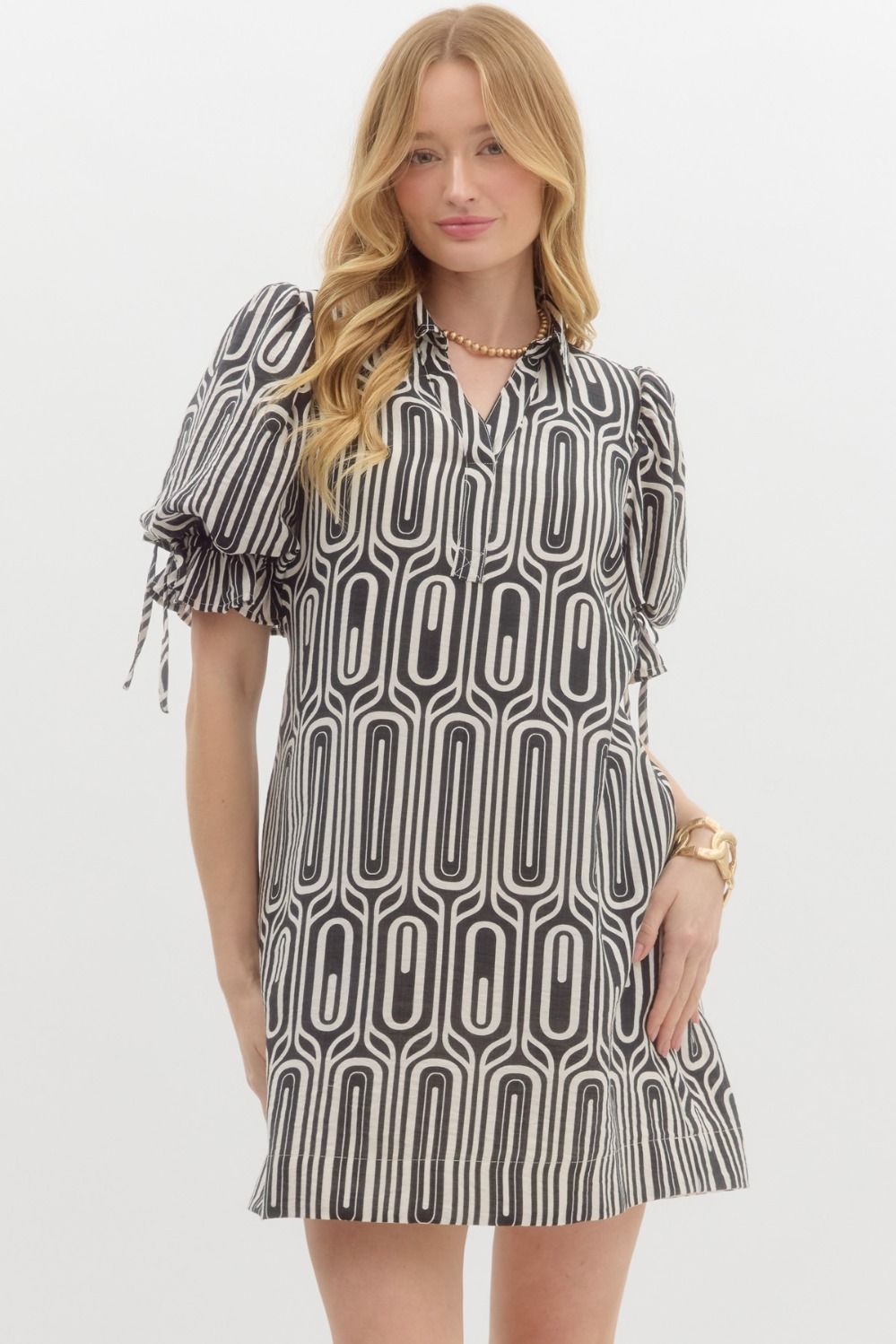 Black and White Abstract Print Dress