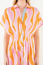 Load image into Gallery viewer, Pink Wavy Striped Dress
