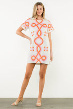 Load image into Gallery viewer, Embroidered Linen Dress
