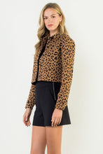 Load image into Gallery viewer, Cheetah Jacket
