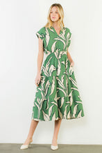 Load image into Gallery viewer, Green Feather Pattern Midi Dress
