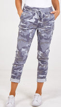 Load image into Gallery viewer, Camo Print Magic Pants
